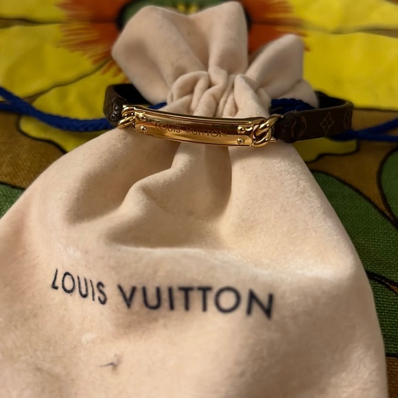 Louis Vuitton Plaque Monogram Bracelet - Picture 1 of 9